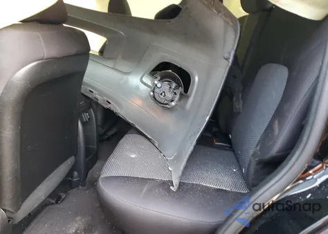 2011 Mitsubishi Endeavor Ls z USA, uszkodzony, nr VIN 4A4JM2AS4BE036678